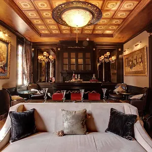 Moresco 4*, Venecia Italia